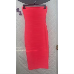 MISSGUIDED strapless dress